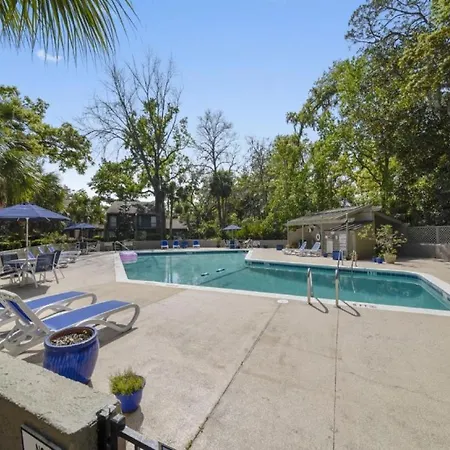 6 Sailmaster Commons Villa